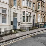 Loft Apartment In Historic Building In Quiet Central Setting